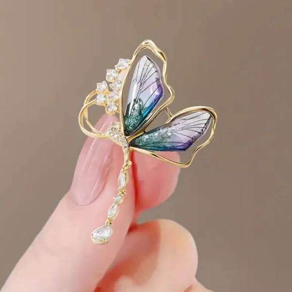 NEW ELEGANT Blue Violet Butterfly Drop Sapphire Brooch Pin Classic Evening - Picture 2 of 3